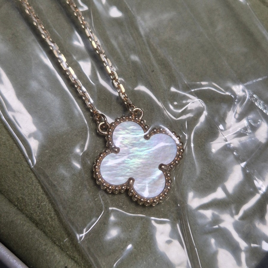 반클리프 아펠 알함브라 네크리스