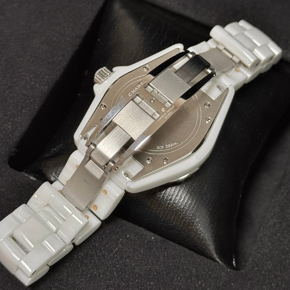 샤넬 J12 워치 - 시계