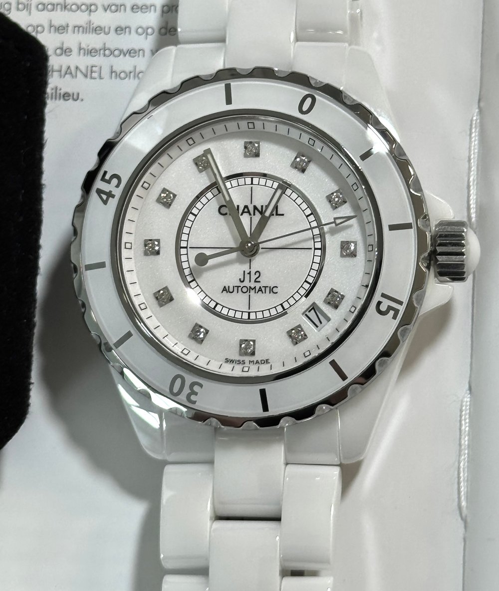 샤넬 J12 워치 - 시계