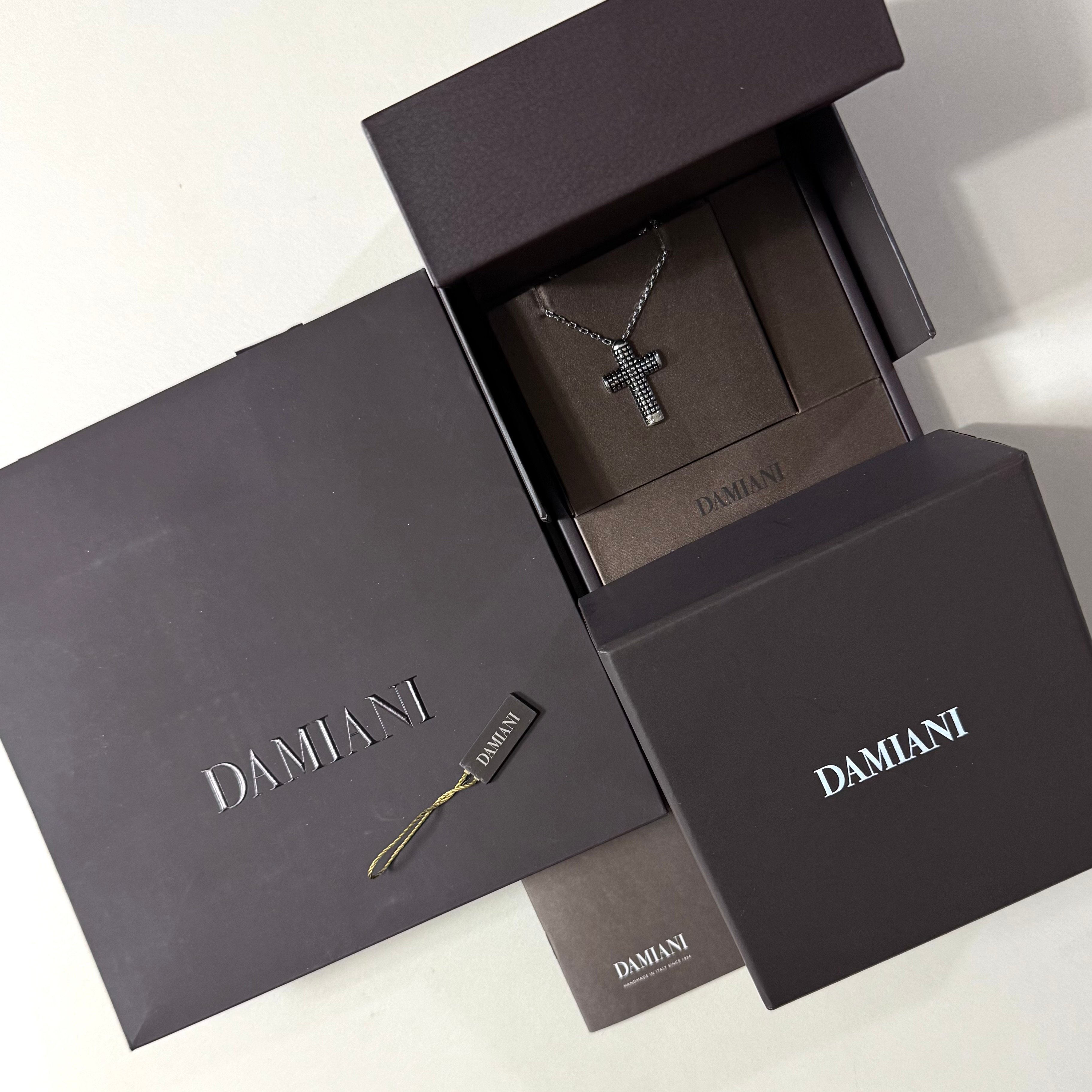 다미아니 네크리스