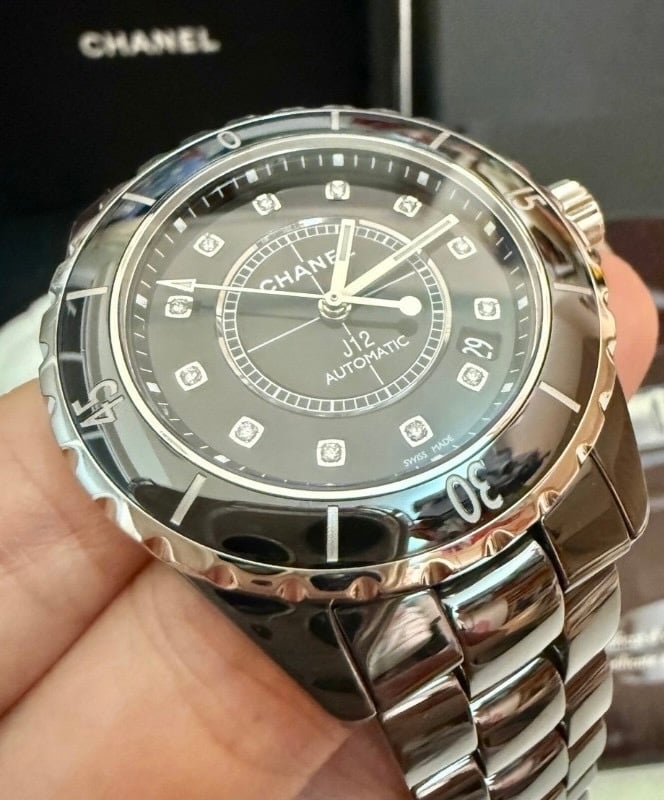 샤넬 J12 워치 - 시계