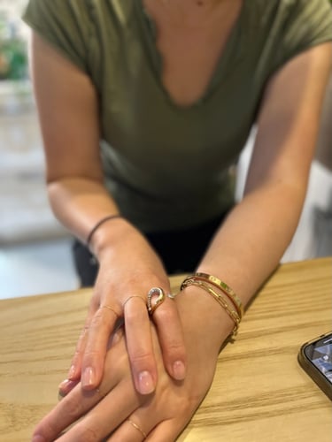 필라테스 선생님의 주얼리 착샷