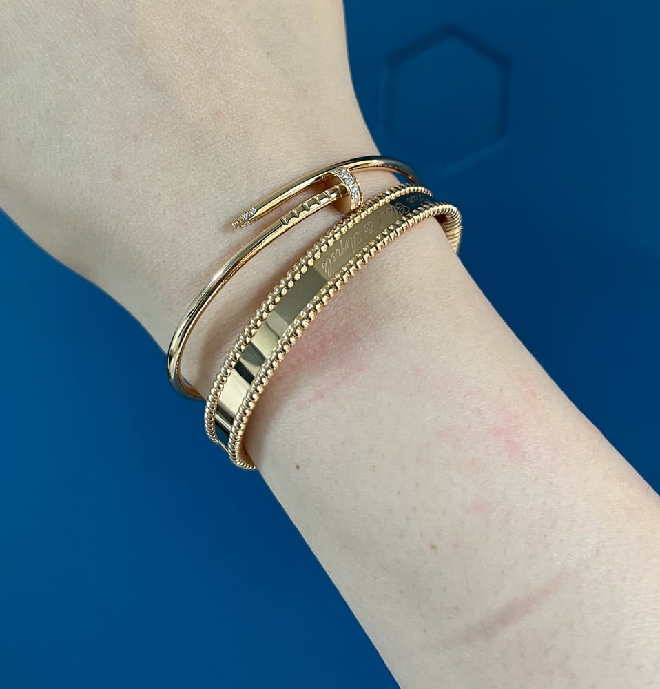 페이브릴은 명품거래 플랫폼 중 단연1등입니다. 독보적이예요. 