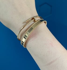 페이브릴은 명품거래 플랫폼 중 단연1등입니다. 독보적이예요. 