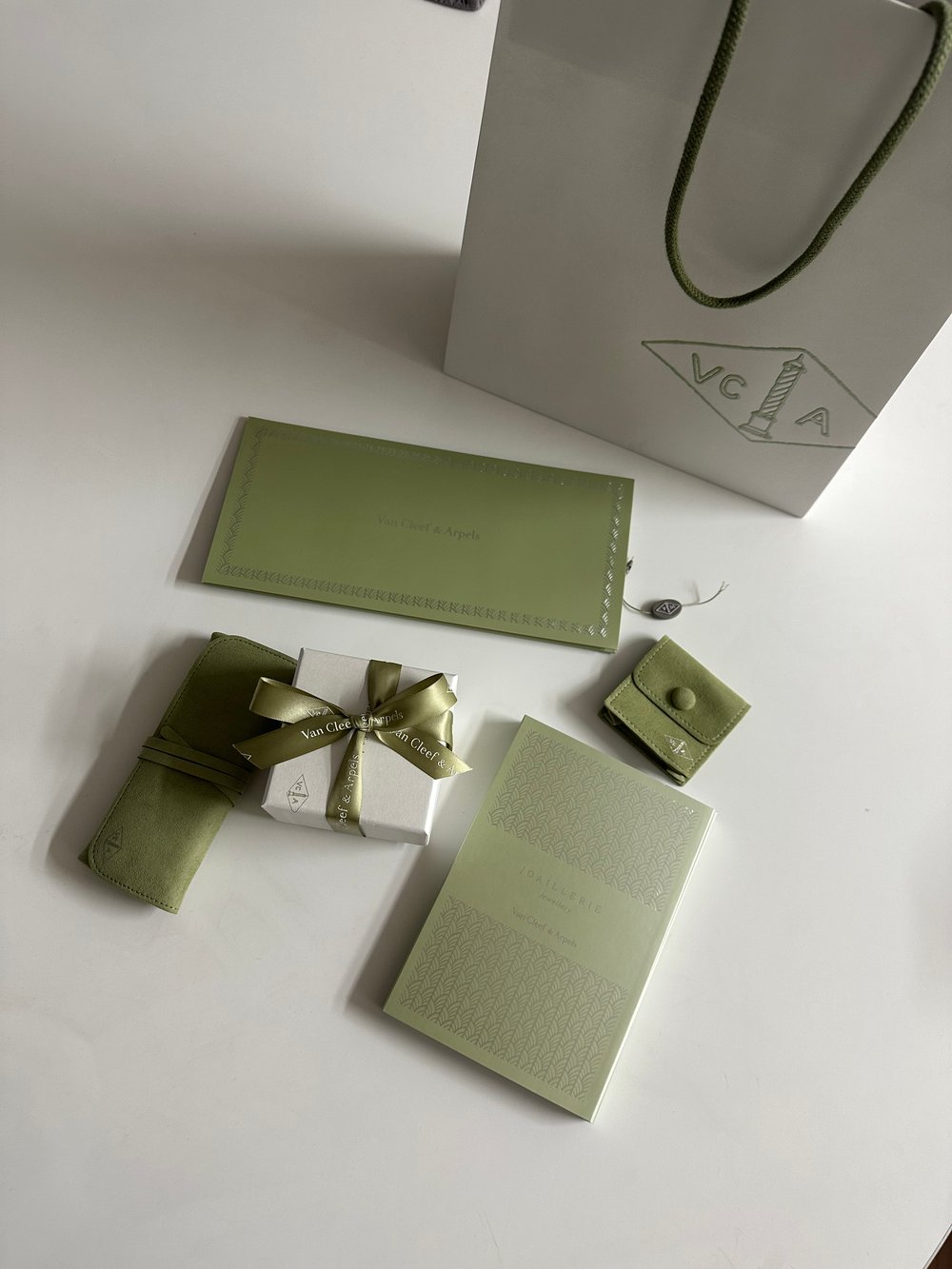 반클리프 아펠 알함브라 링 - 반지