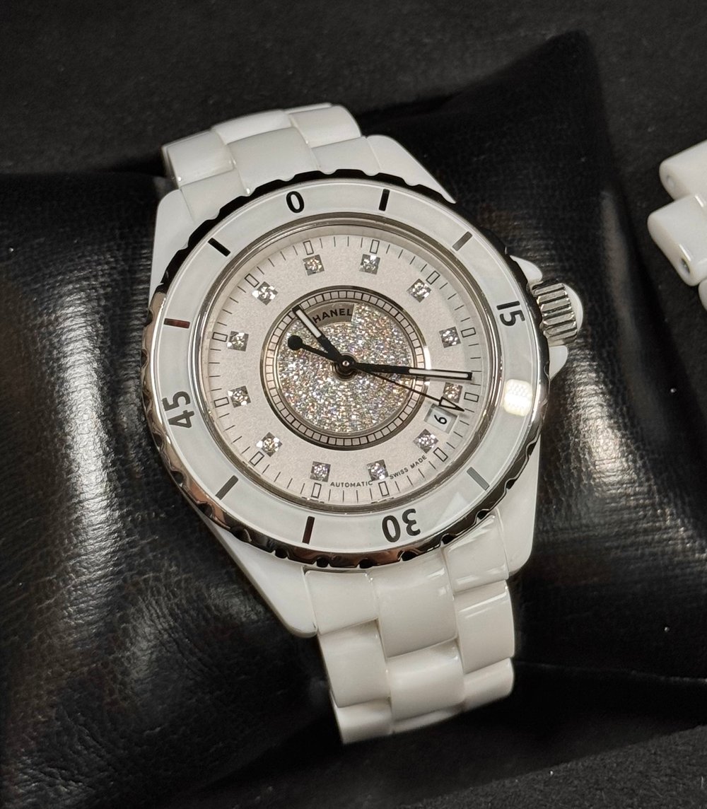 샤넬 J12 워치 - 시계