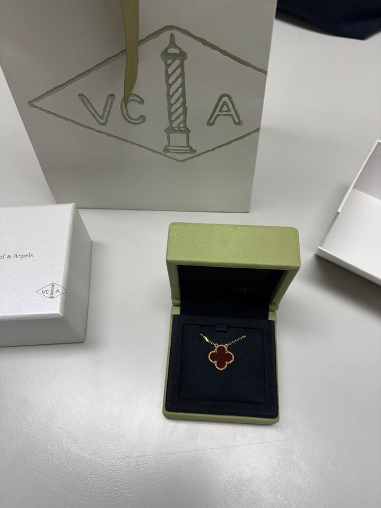 겨울이라 그런가 커넬리언에 눈이 자꾸 갔어요. 