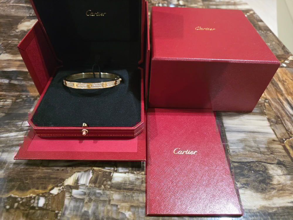 까르띠에 러브 브레이슬릿 - 팔찌