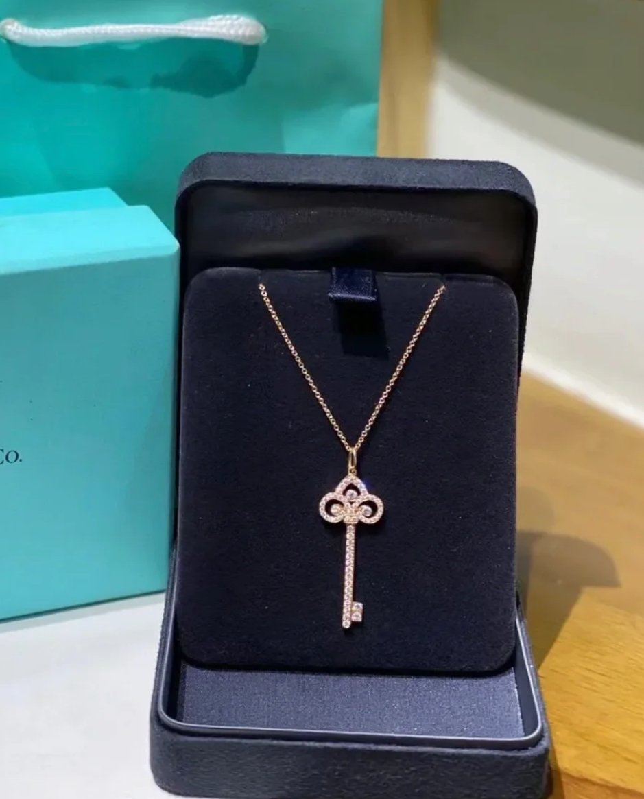 티파니 키 네크리스