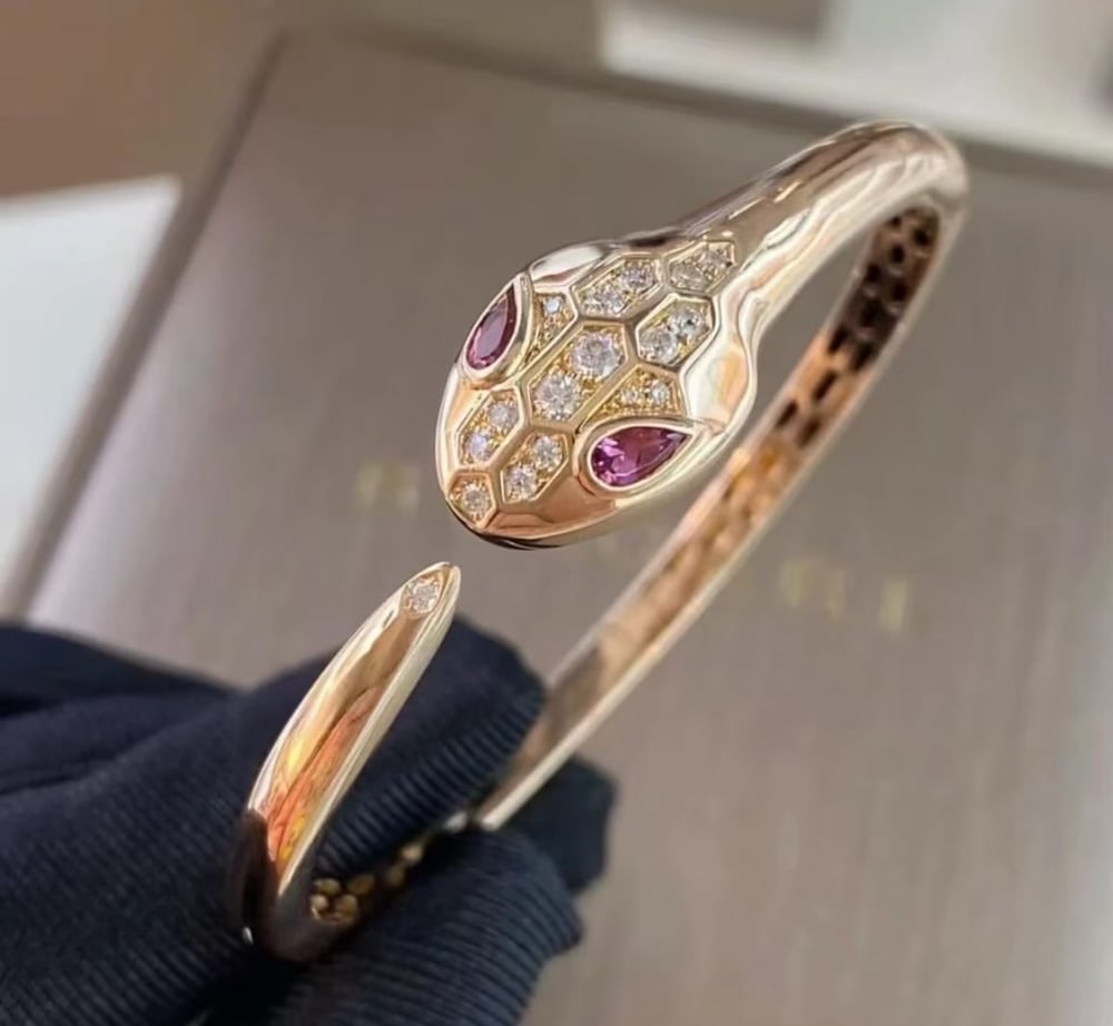 불가리 세르펜티 브레이슬릿 - 팔찌