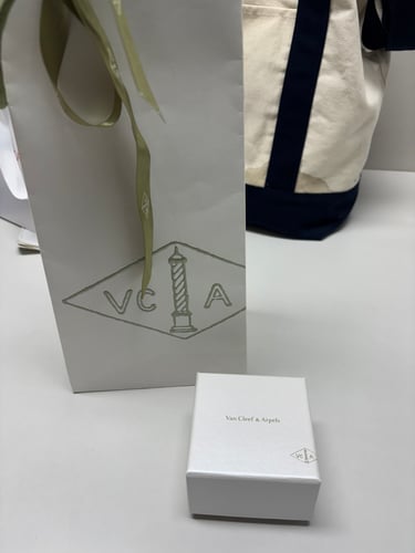 겨울이라 그런가 커넬리언에 눈이 자꾸 갔어요. 