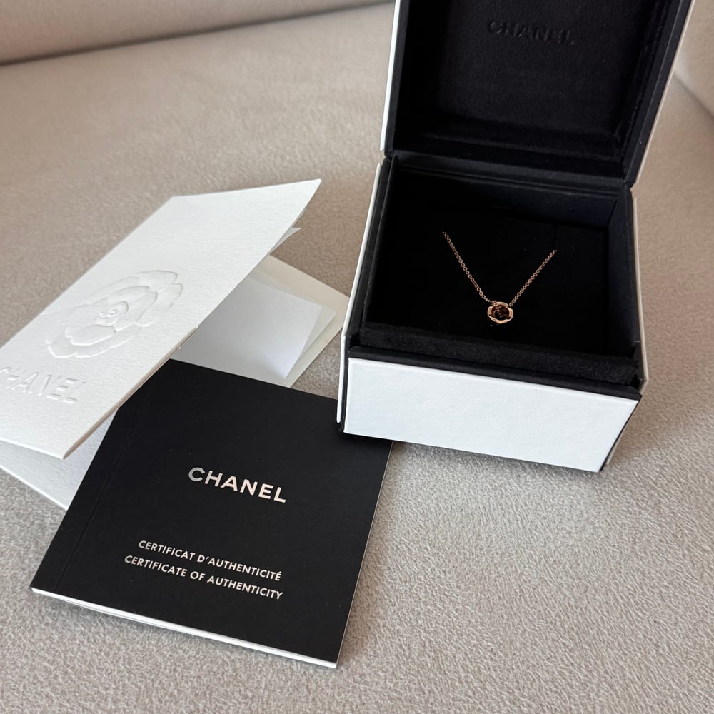 코코크러쉬 목걸이 구매