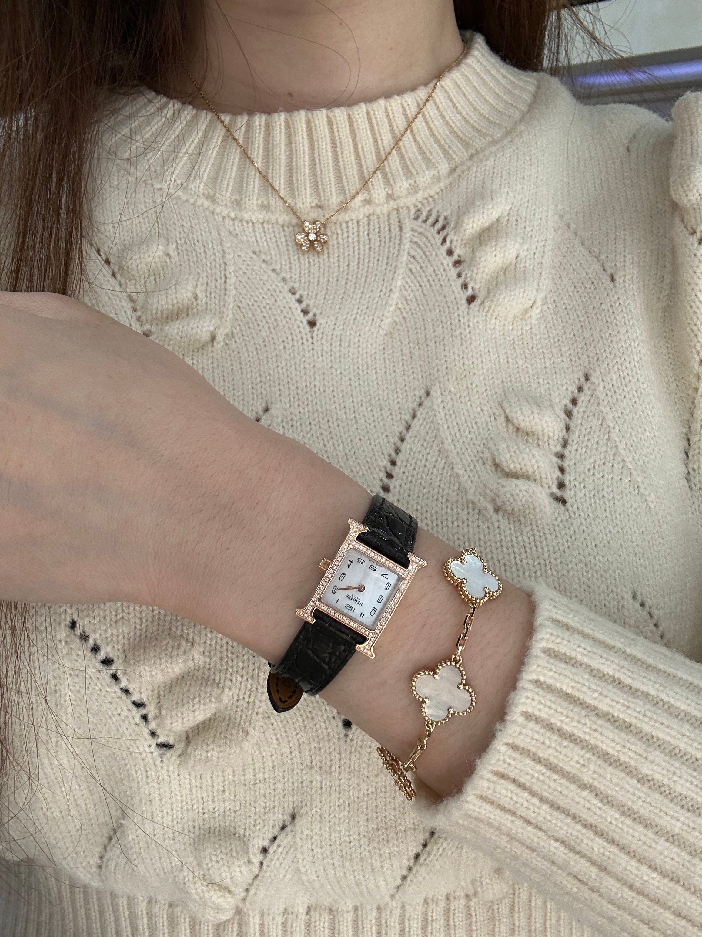 정말예쁘고 제손목에 찰떡이네요.