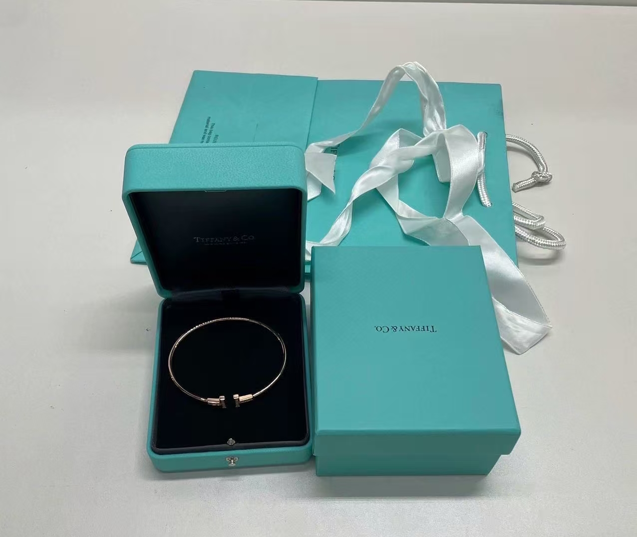 티파니 T 브레이슬릿