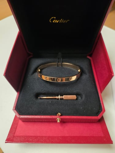 페이브릴에서 편하고 안전하게 판매했습니다