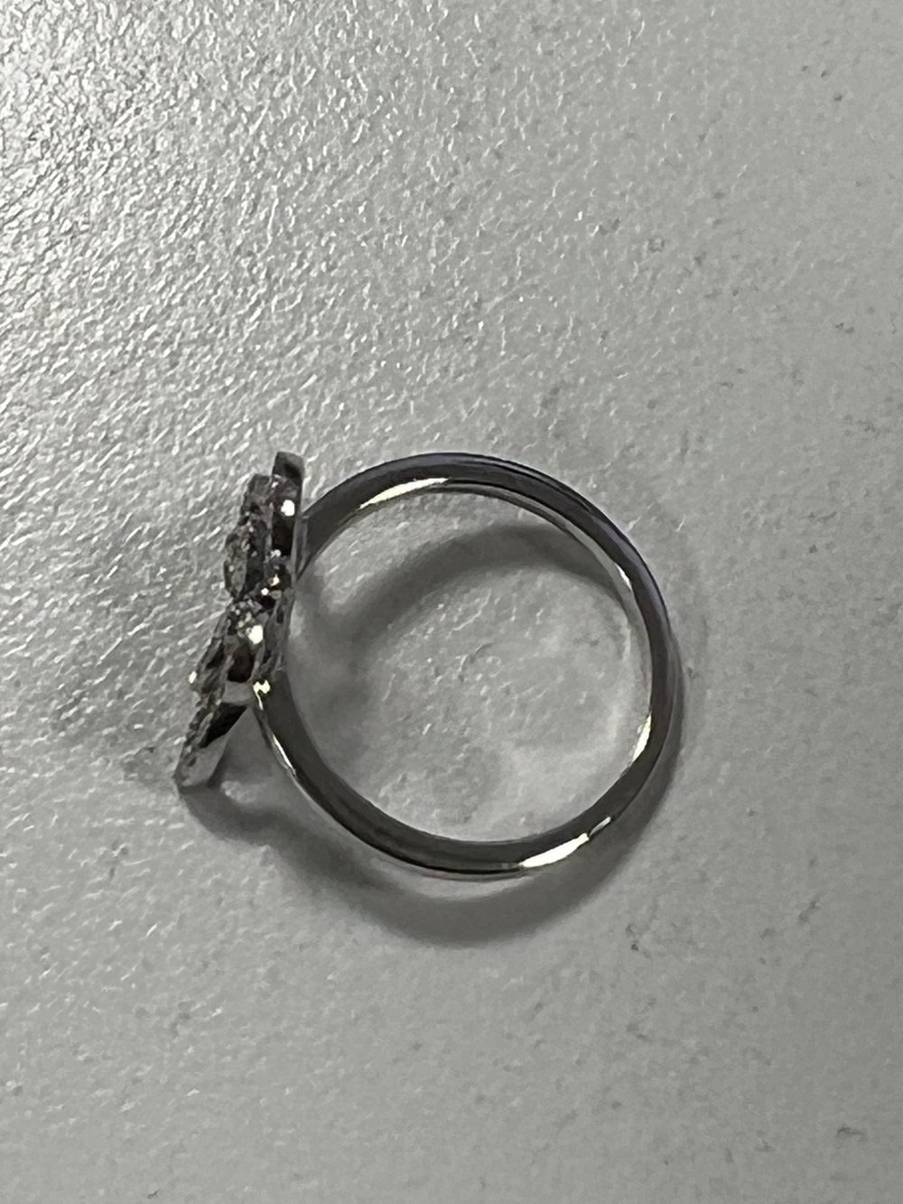 그라프 버터플라이 링