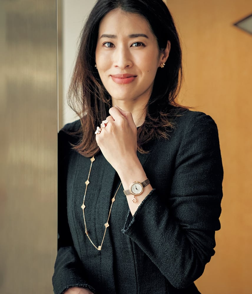 해머드 알함브라 네크리스 스타일링