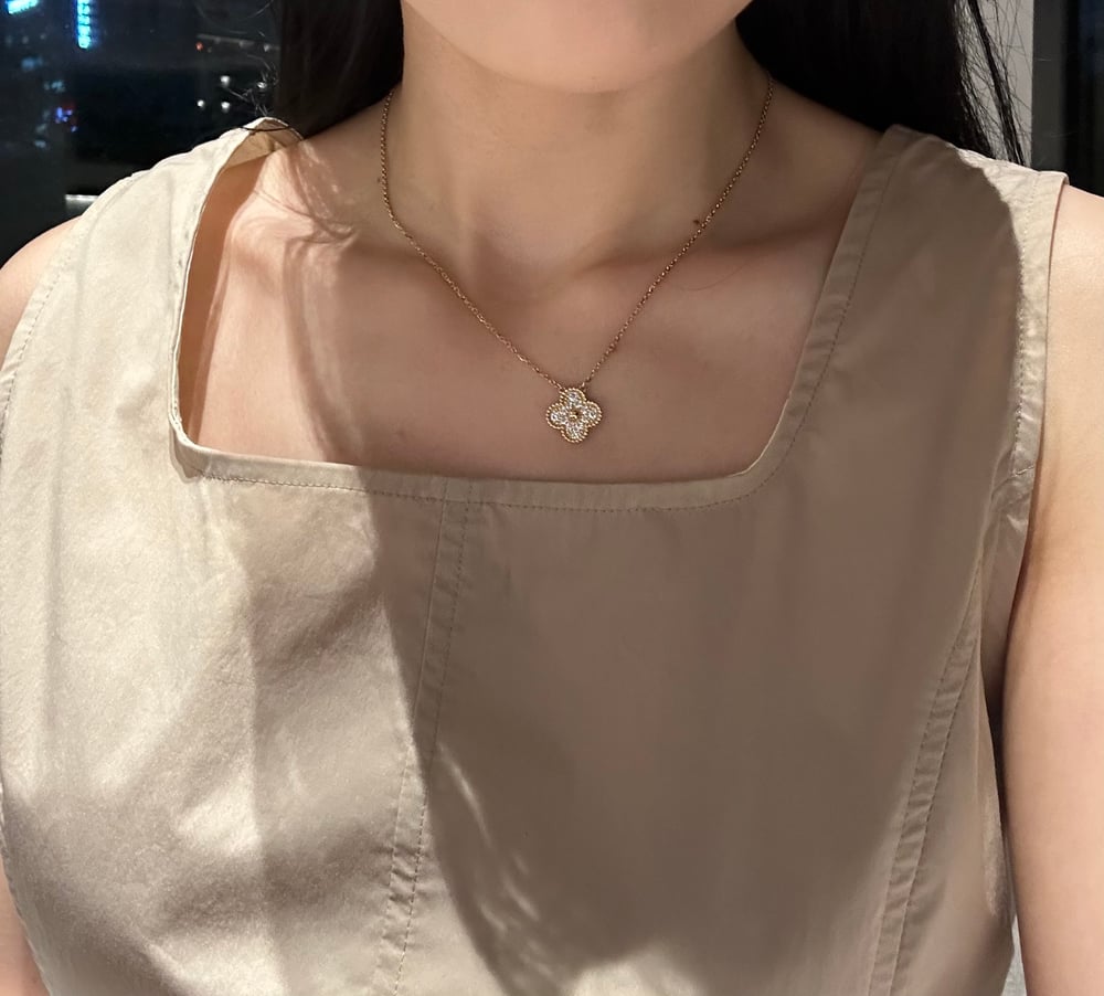 목걸이 상태가 너무 좋고 예뻤어요✨ 
