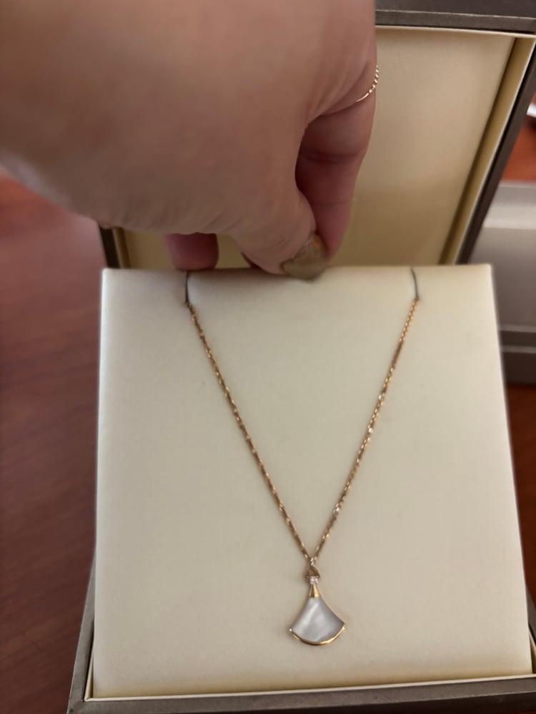 페이브릴에 올리자마자 팔려서 놀랐어요. 