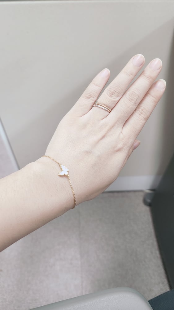 반클리프 앤 아펠 버터플라이 팔찌- 마더오브 펄