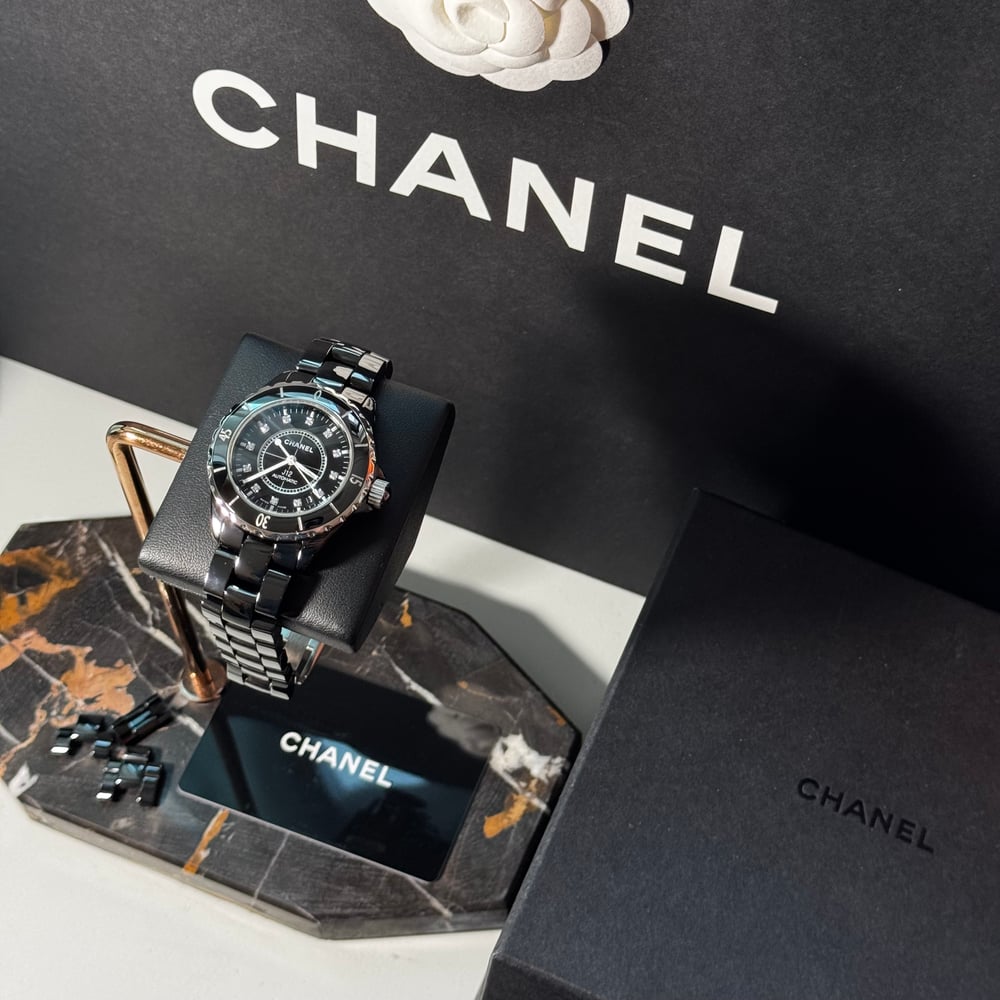 샤넬 J12 칼리버 워치