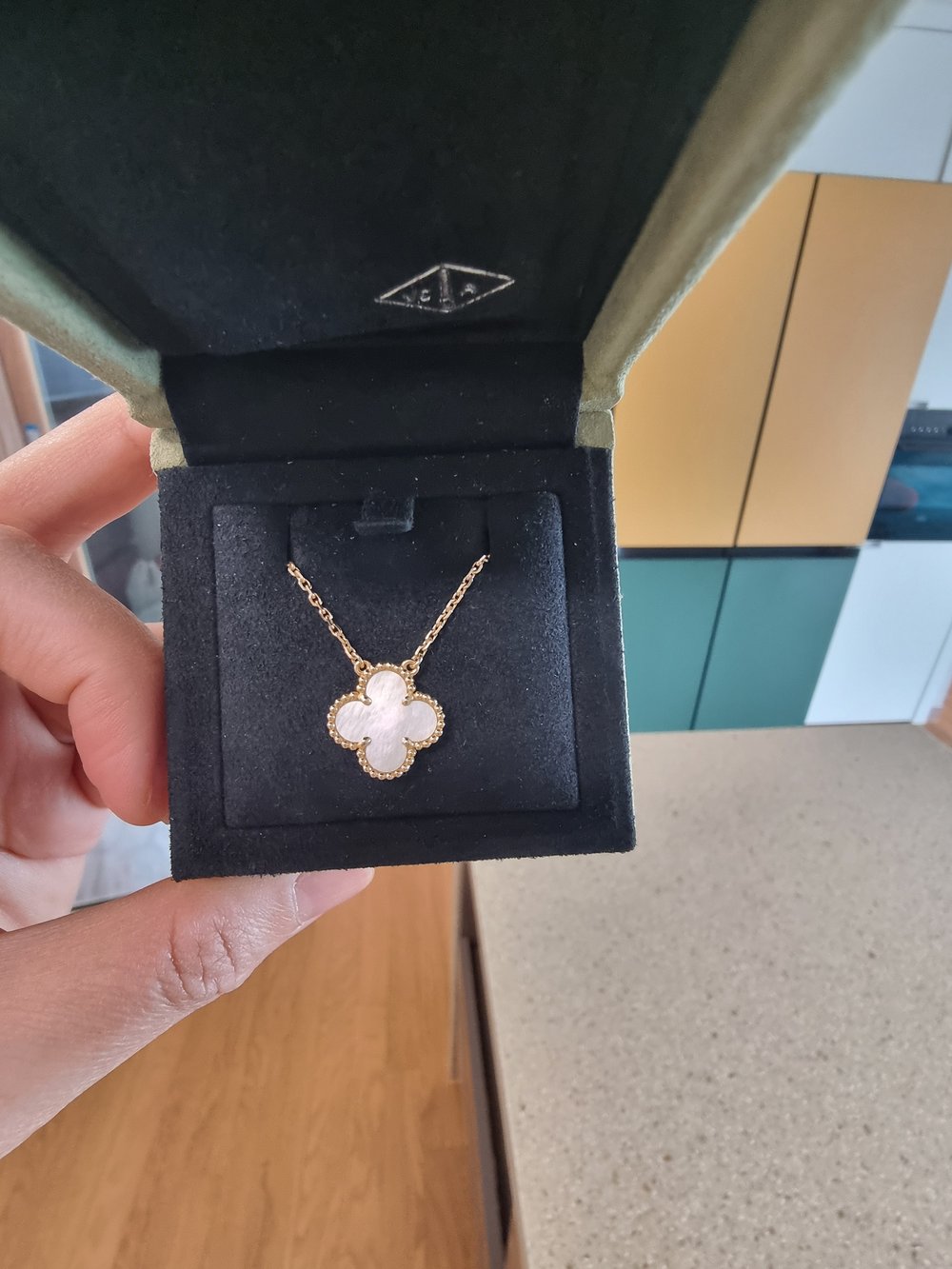 반클리프 아펠 알함브라 네크리스