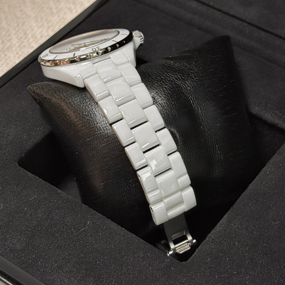 샤넬 J12 워치 - 시계