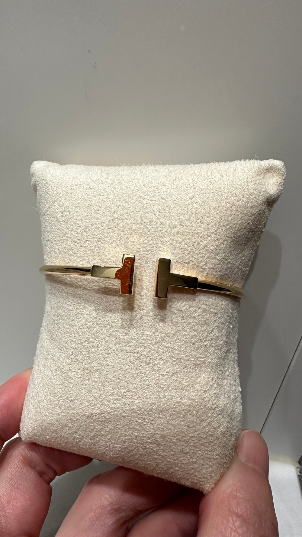 티파니 T 와이어 브레이슬릿 - 팔찌