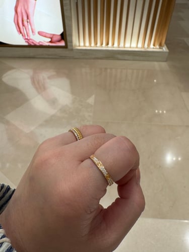 두 번째 구매합니다. 