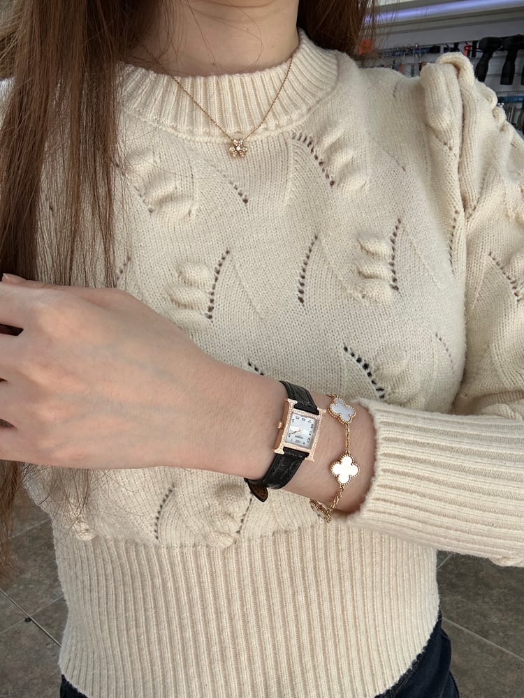 정말예쁘고 제손목에 찰떡이네요.