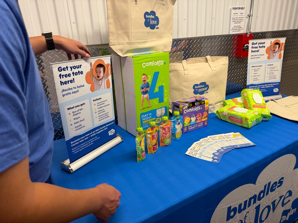 Akin Seattle - Campaña Bundles of Joy - Fred Meyer - The Kroger Co. Foundation - Ayuda Comunitaria.