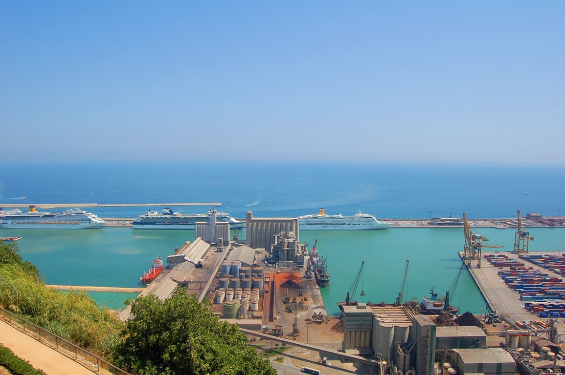 Barcelona licita por 12,9 millones el sistema EES-ETIAS en sus terminales