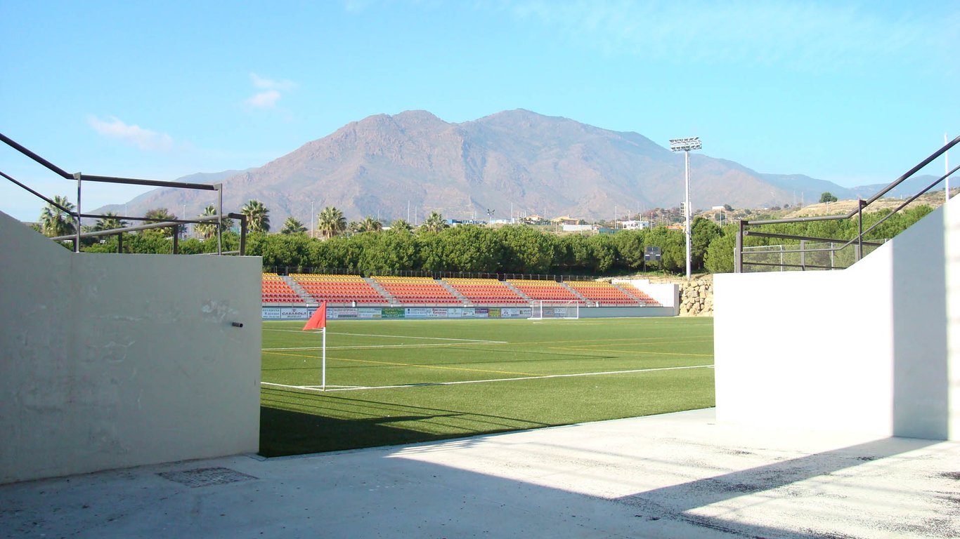 Vista del Estadio Francisco Muñoz Pérez, sede del Estepona–Málaga en Copa del Rey