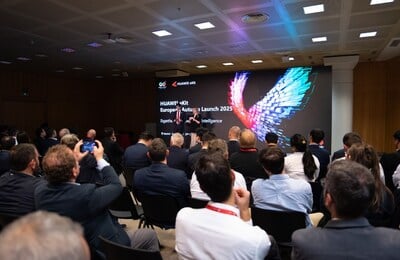 Presentación de Huawei eKit en Madrid con asistentes del canal europeo