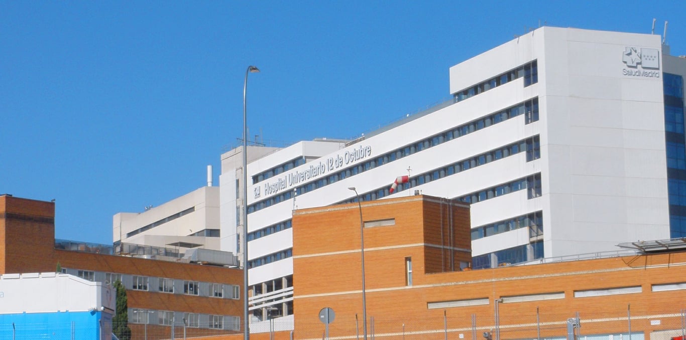 Fachada de hospital madrileño antes de una jornada de huelga de técnicos superiores sanitarios