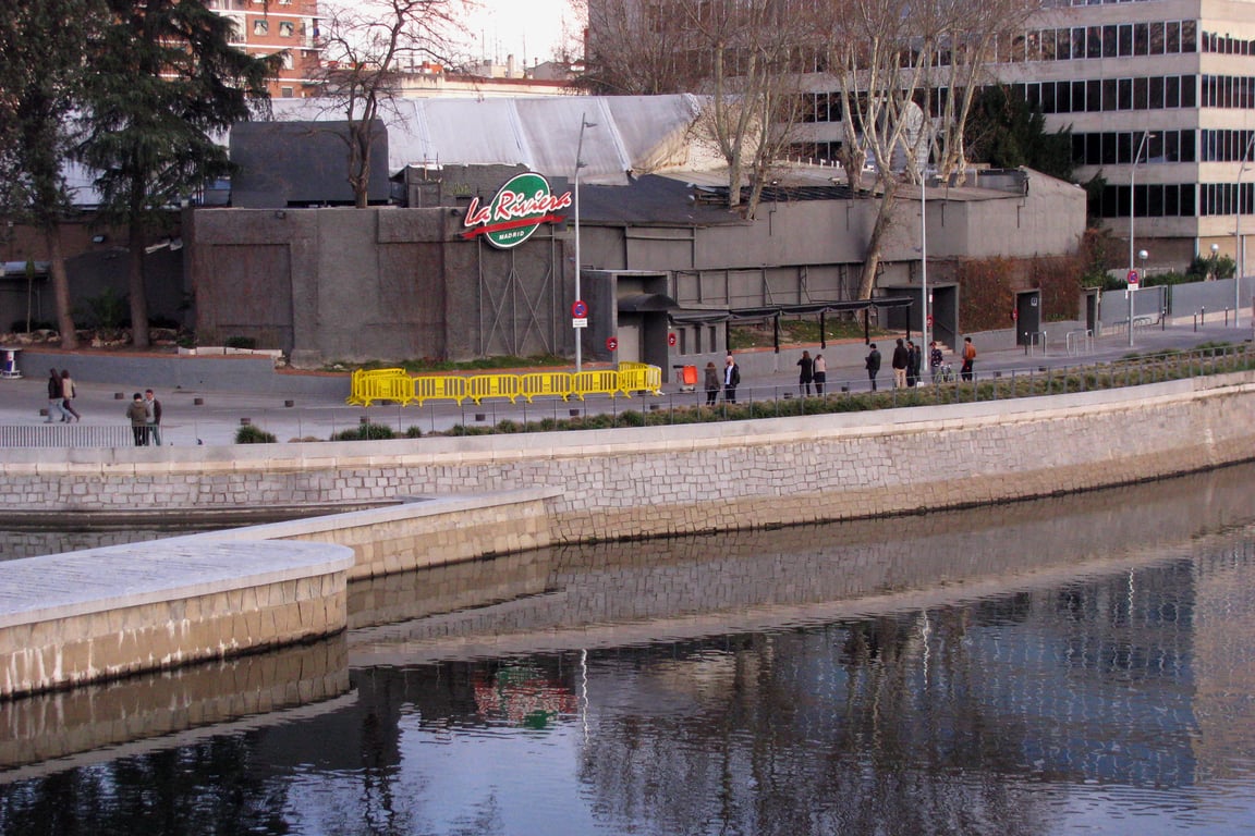 Exterior de la sala La Riviera en Madrid, sede del concierto de INNA