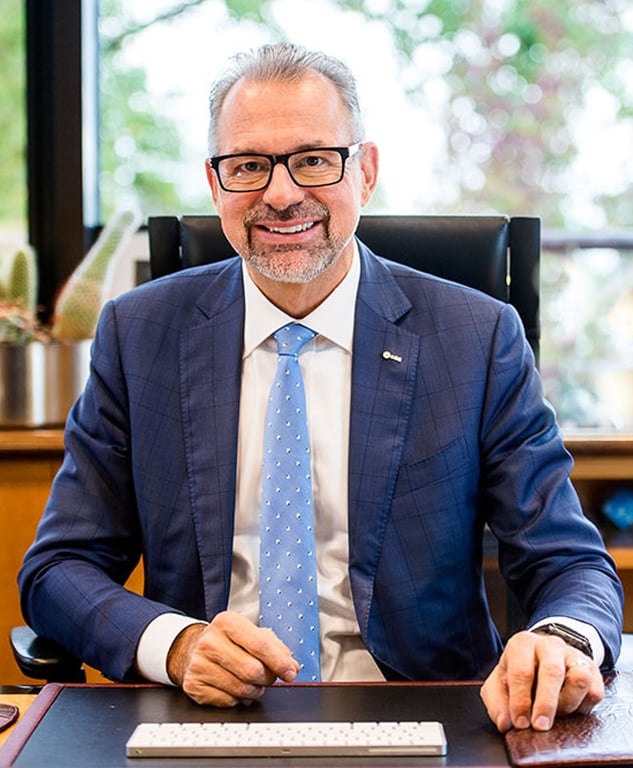 Fachada de la sede central de la ESA en París el 10 de noviembre de 2025