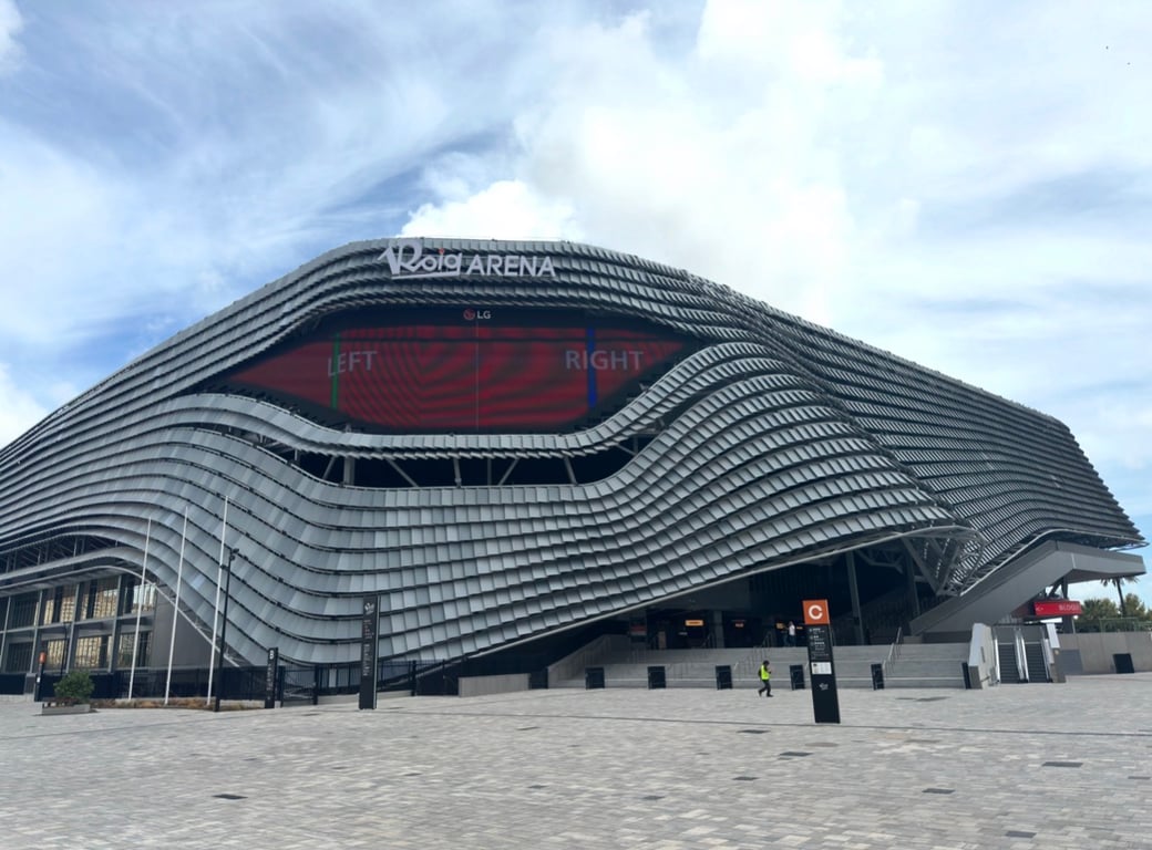 LOS40 Music Awards 2025 aterrizan hoy en Valencia con el estreno de «Lux»