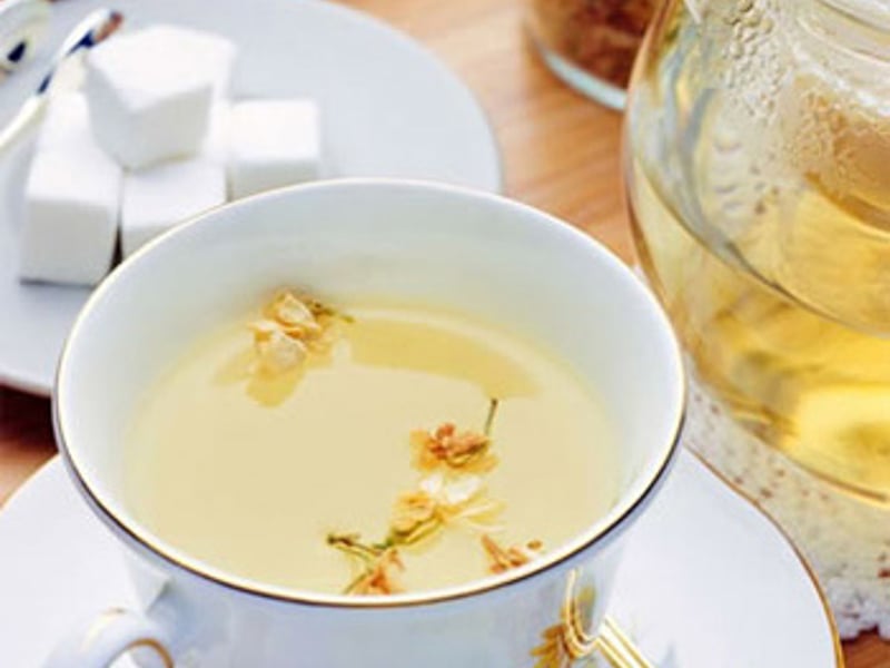 菊花茶暖手暖心