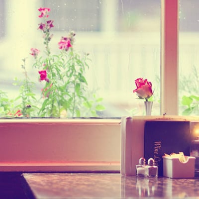 淡淡的柔和色彩