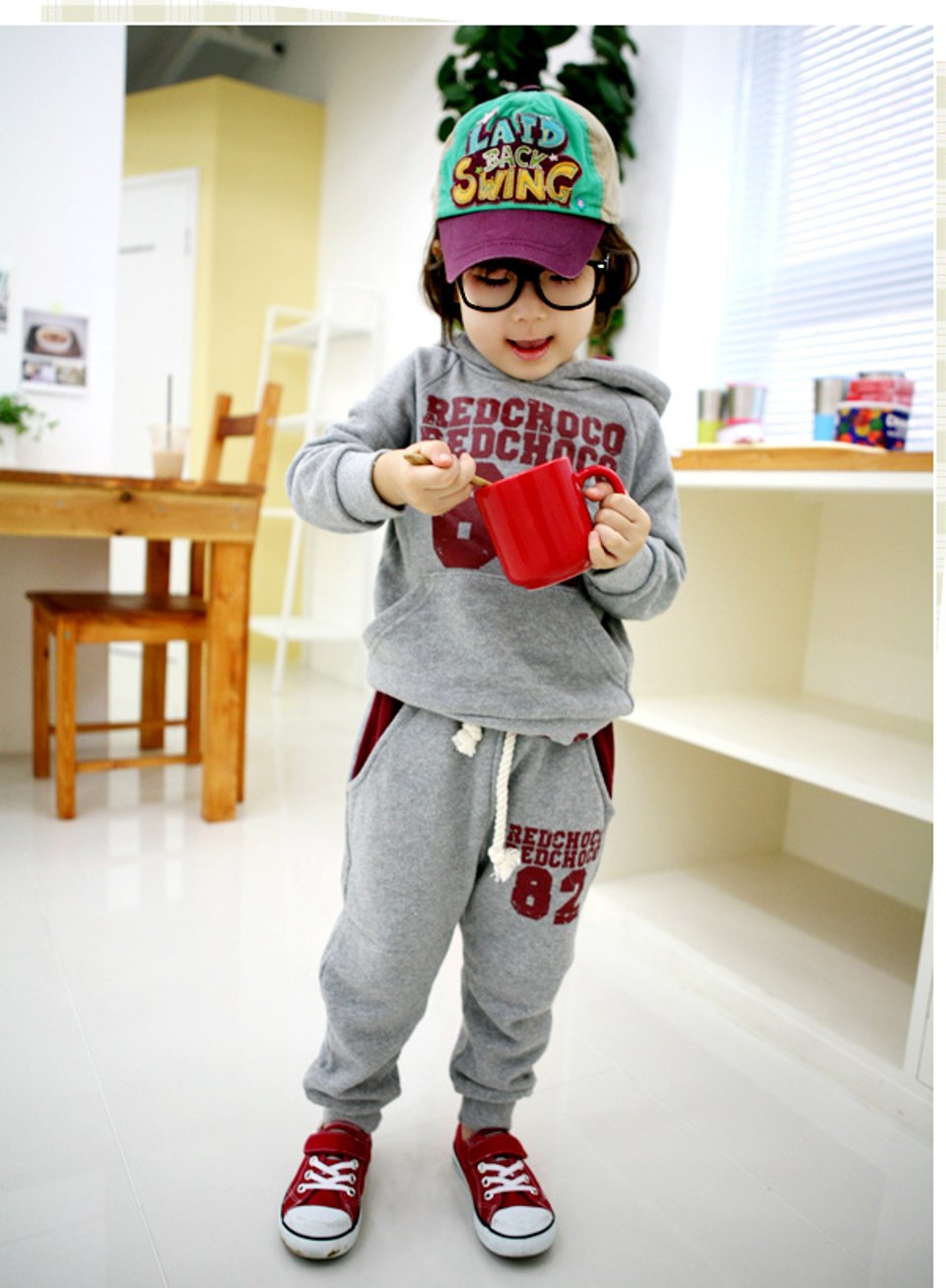 穿卫衣很好看的男生