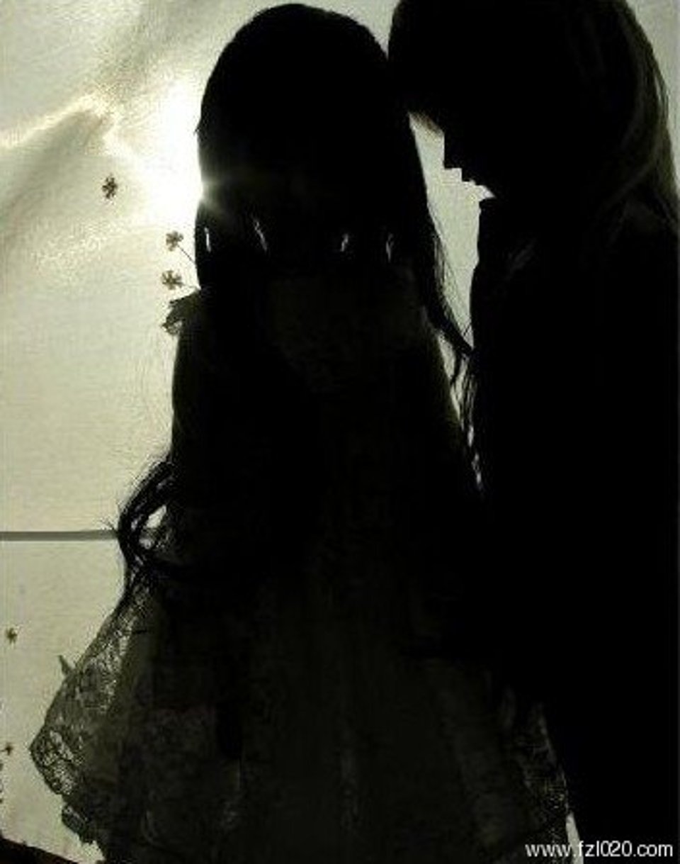 一个人在深夜两点哭