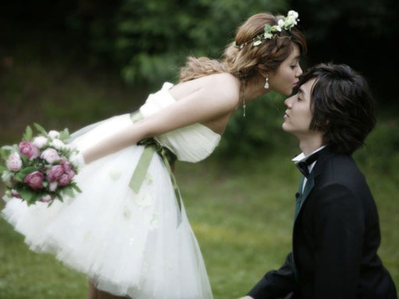 对于爱可能方方面面的充斥在生活中但总有些