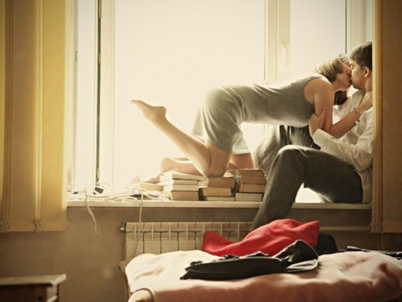 听你说昨天晚上你做的梦然后像看电影一样的