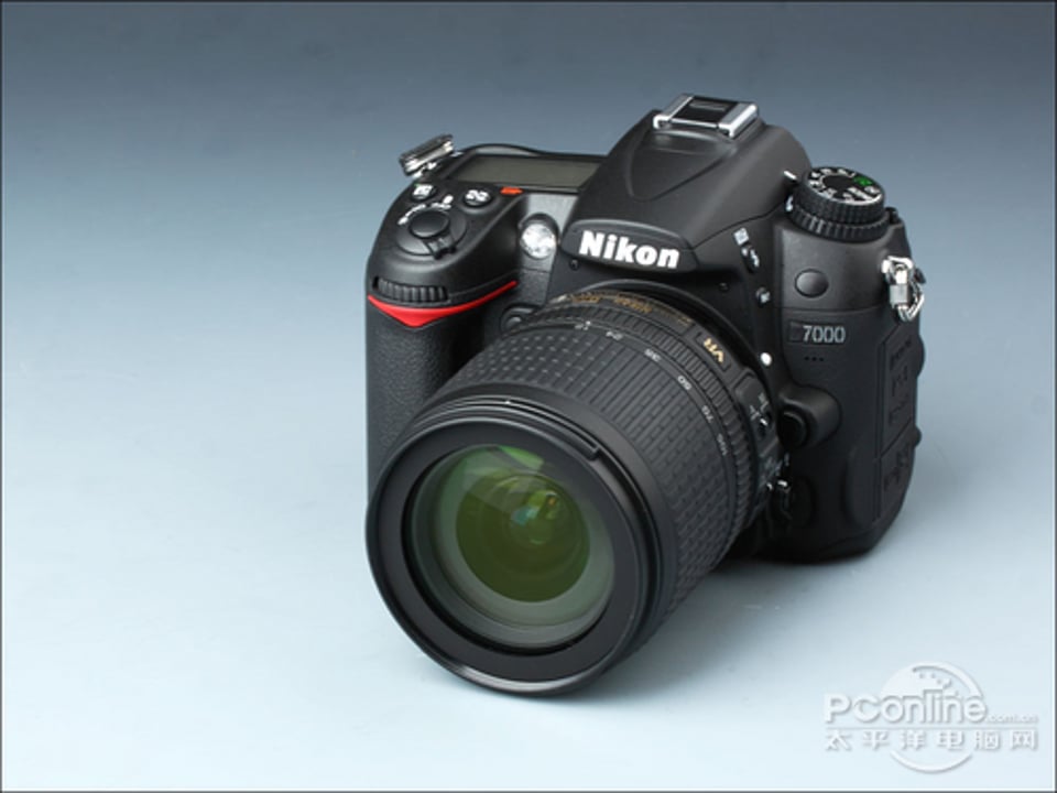 d7000
