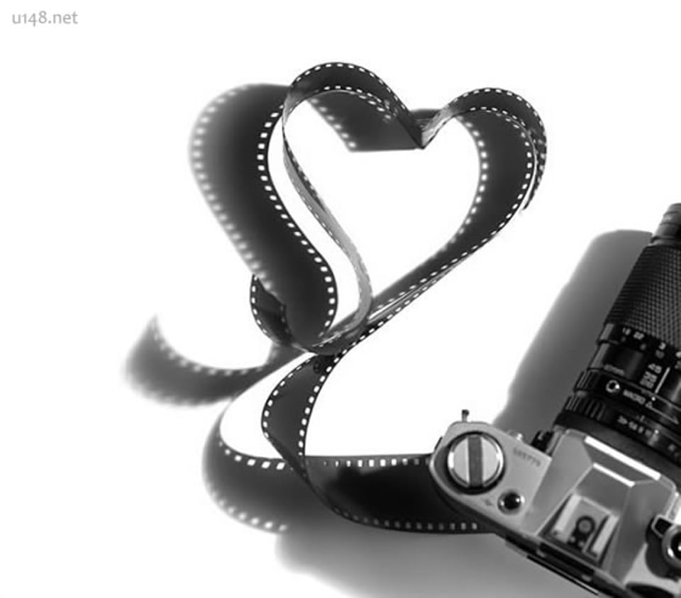 一个人听熟悉的歌曲年年