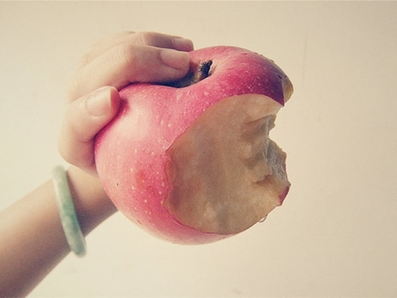 我爱苹果咬一口脆脆的