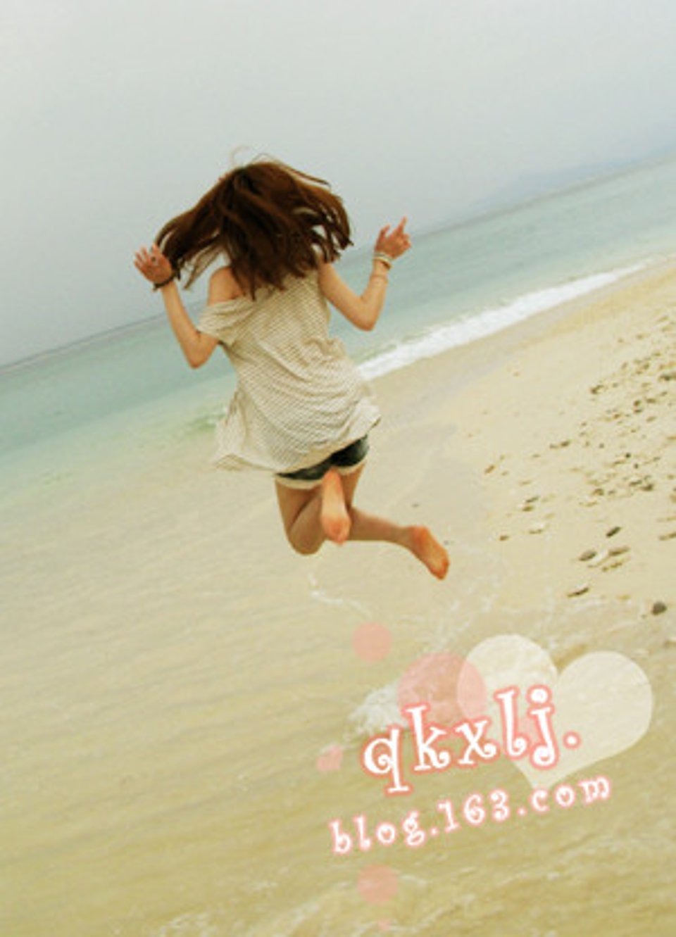 逛街买衣服超级开心