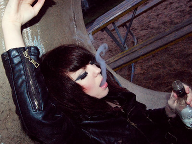 午夜喝醉的街头