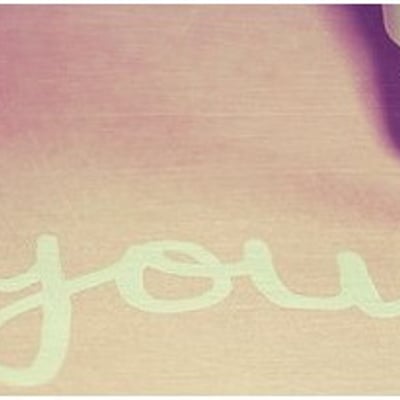 总有那么一个人在记忆里 永远无法根除